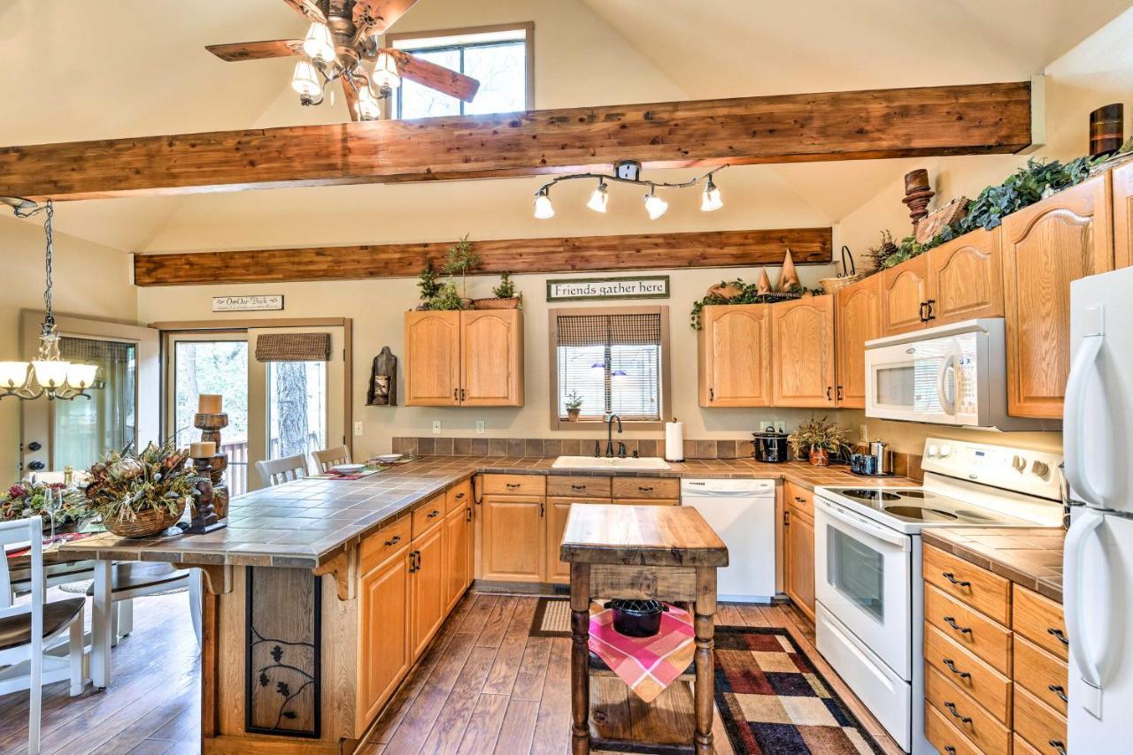 Holiday home With Beautiful Forest Views And Deck! Prescott